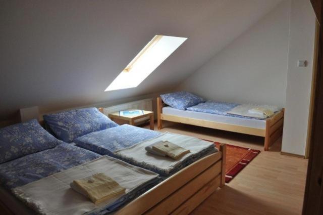 Stará Turá Hostinec Vo Visnovom מראה חיצוני תמונה